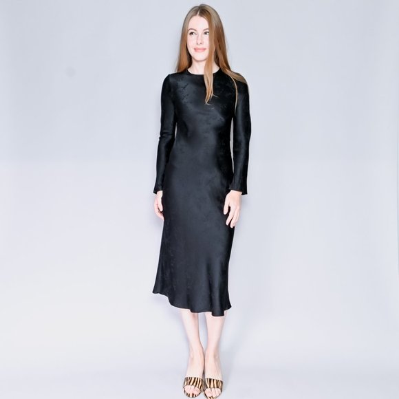 REALISATION Par The Owens Midi Dress in Voodoo Black Silk - Picture 7 of 7